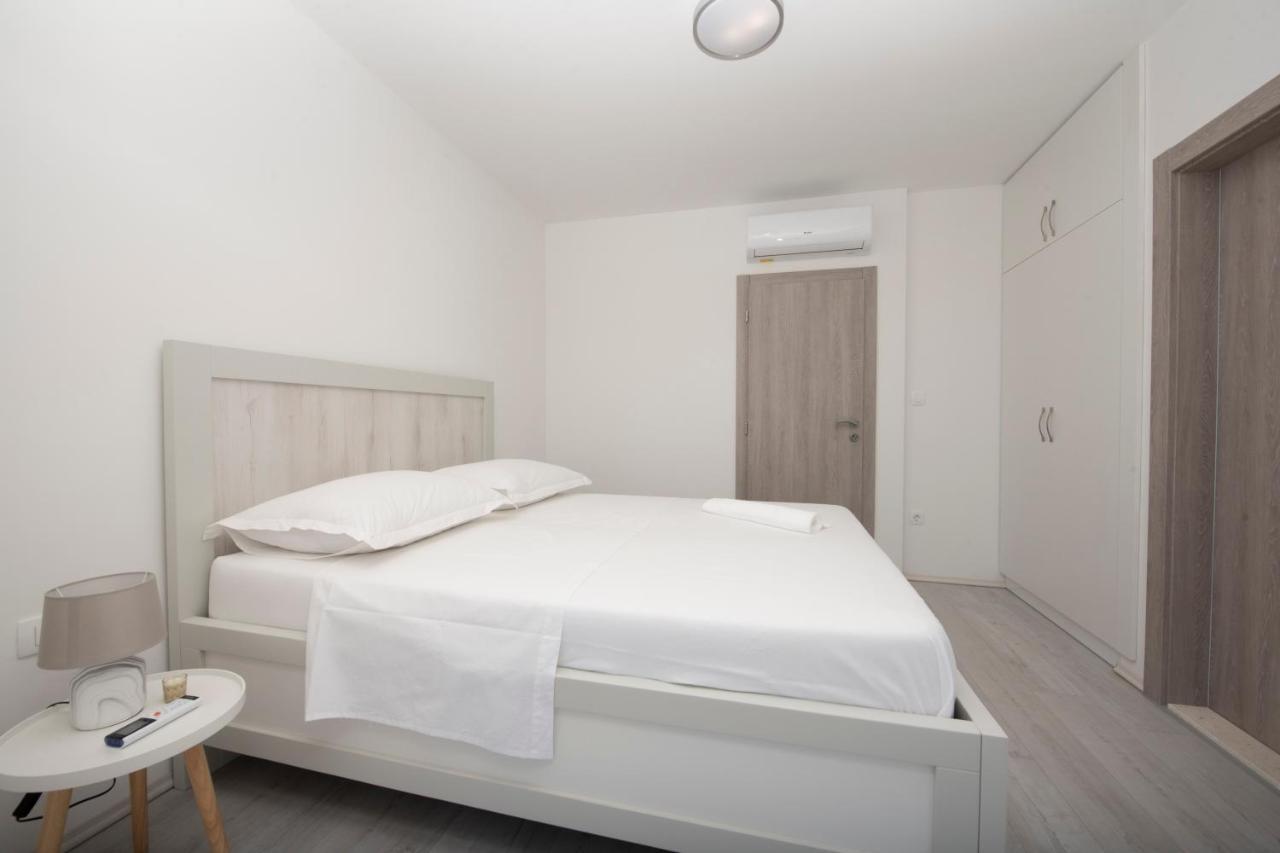 Villa Fidelissima Kastela Bagian luar foto