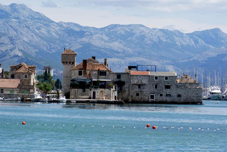 Villa Fidelissima Kastela Bagian luar foto